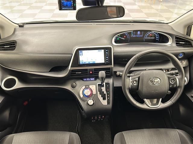 シエンタ ハイブリッドファンベースGセーフティーエディションII 純正ナビ フルセグテレビ Bluetooth バックモニター 前後ドラレコ クルーズコントロール シートヒーター ステアリングヒーター プッシュスタート スマートキー ステアリングヒーター コンセント(42枚目)