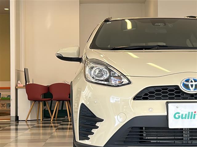 アクア クロスオーバー　グラム　純正ナビゲーション　バックモニター　テレビ　Ｂｌｕｅｔｏｏｔｈ　ＣＤ再生　ＡＵＸ接続　ドラレコ　ハーフレザーシートオートエアコン　プッシュスタート　スマートキー　オートマチックハイビーム　純正マット（36枚目）