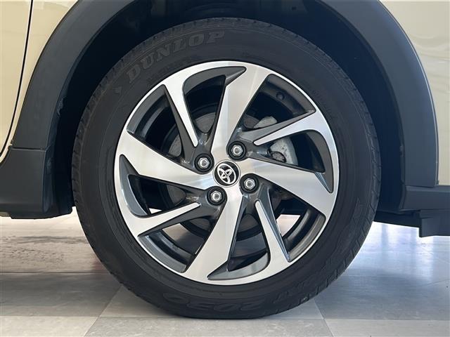 アクア クロスオーバー　グラム　純正ナビゲーション　バックモニター　テレビ　Ｂｌｕｅｔｏｏｔｈ　ＣＤ再生　ＡＵＸ接続　ドラレコ　ハーフレザーシートオートエアコン　プッシュスタート　スマートキー　オートマチックハイビーム　純正マット（38枚目）