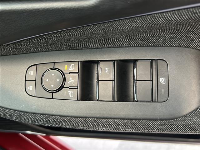 オーラ G レザーエディション プロパイロット BOSEプレミアムサウンド 純正ナビ 全方位カメラ フルセグTV Bluetooth AppleCarPlay ETC2.0 置くだけ充電 デジタルインナーミラー 革シート 純正マット(7枚目)