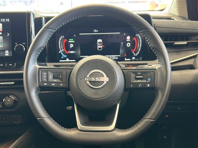 オーラ G レザーエディション プロパイロット BOSEプレミアムサウンド 純正ナビ 全方位カメラ フルセグTV Bluetooth AppleCarPlay ETC2.0 置くだけ充電 デジタルインナーミラー 革シート 純正マット(10枚目)