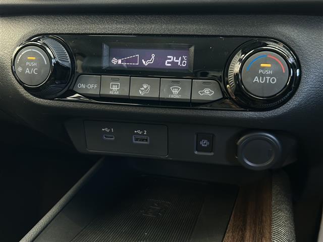 オーラ G レザーエディション プロパイロット BOSEプレミアムサウンド 純正ナビ 全方位カメラ フルセグTV Bluetooth AppleCarPlay ETC2.0 置くだけ充電 デジタルインナーミラー 革シート 純正マット(17枚目)