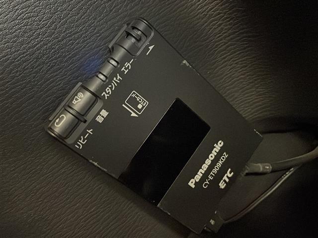 デリカD:5 P 4WD 両側パワスラ ディーゼル 三菱e-Assist ナビ 全方位カメラ フルセグTV BT CD・DVD再生 純正ドラレコ ETC BSM レーダークルコン シートヒーター スマートキー(9枚目)