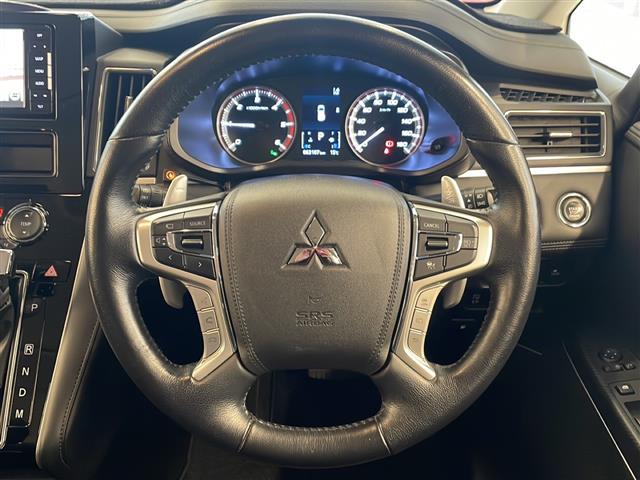 デリカD:5 P 4WD 両側パワスラ ディーゼル 三菱e-Assist ナビ 全方位カメラ フルセグTV BT CD・DVD再生 純正ドラレコ ETC BSM レーダークルコン シートヒーター スマートキー(16枚目)