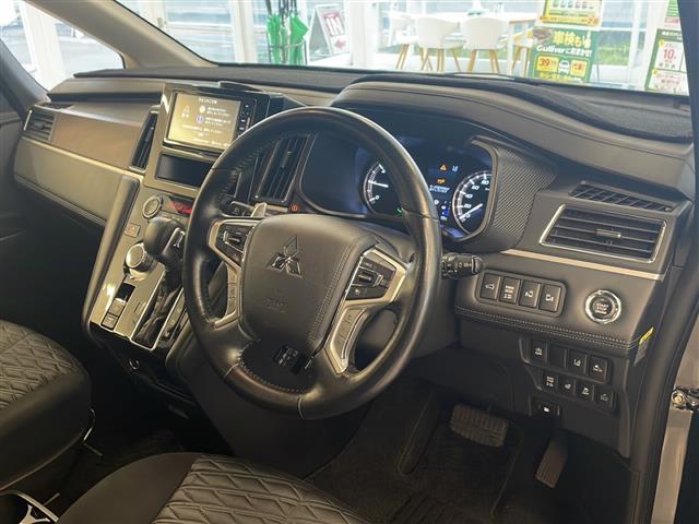 デリカD:5 P 4WD 両側パワスラ ディーゼル 三菱e-Assist ナビ 全方位カメラ フルセグTV BT CD・DVD再生 純正ドラレコ ETC BSM レーダークルコン シートヒーター スマートキー(17枚目)