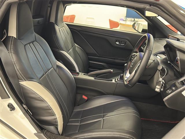 S660 コンセプトエディション コンセプトエディション ターボ 6速MT バックカメラ ETC USB接続 HDMI クルーズコントロール 革シート オートエアコン 純正フロアマット スマートキー LEDライト 純正アルミホイール(22枚目)