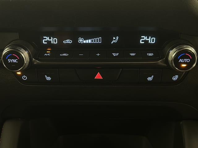 ＭＡＺＤＡ３ファストバック １５Ｓ　レトロスポーツエディション　ＢＯＳＥサウンド　全方位カメラ純正エアロ　置くだけ充電　フルセグテレビ　Ｂｌｕｅｔｏｏｔｈ　ＵＳＢ　ＨＤＭＩ　ＡｐｐｌｅＣａｒＰｌａｙ　ＡｎｄｒｏｉｄＡｕｔｏ　フロントエアロ　メモリーシート（5枚目）