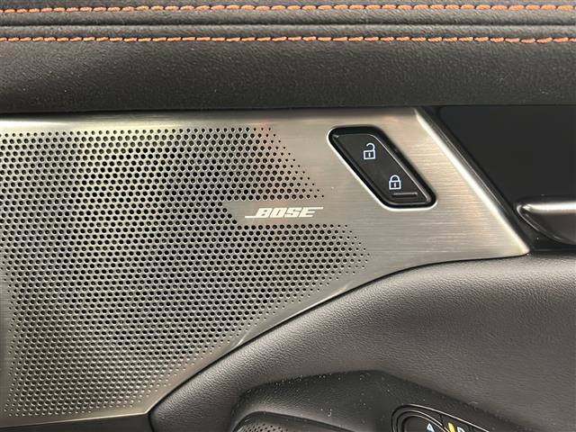 ＭＡＺＤＡ３ファストバック １５Ｓ　レトロスポーツエディション　ＢＯＳＥサウンド　全方位カメラ純正エアロ　置くだけ充電　フルセグテレビ　Ｂｌｕｅｔｏｏｔｈ　ＵＳＢ　ＨＤＭＩ　ＡｐｐｌｅＣａｒＰｌａｙ　ＡｎｄｒｏｉｄＡｕｔｏ　フロントエアロ　メモリーシート（6枚目）