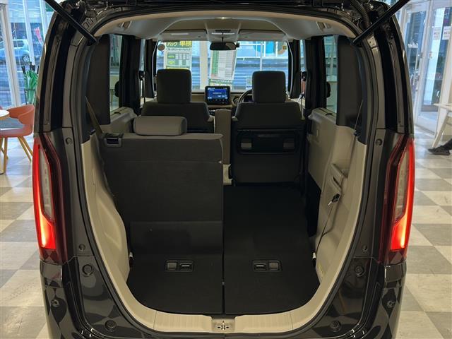 N-BOX ベースグレード 両側パワースライドドア ACC Gathers純正ナビ バックカメラ フルセグテレビ Bluetooth ETC オートエアコン プッシュスタート スマートキー スペアキー 純正マット LEDライト(23枚目)
