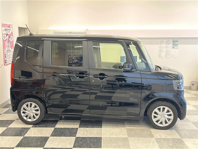 N-BOX ベースグレード 両側パワースライドドア ACC Gathers純正ナビ バックカメラ フルセグテレビ Bluetooth ETC オートエアコン プッシュスタート スマートキー スペアキー 純正マット LEDライト(35枚目)