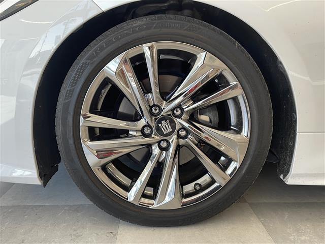 クラウンハイブリッド ＲＳアドバンス　純正ナビ　Ｂｌｕｅｔｏｏｔｈ　フルセグＴＶ　全周囲モニター　トヨタセーフティセンス　プリクラッシュセーフティ　ブラインドスポットモニター　レーダークルーズコントロール　ロードサインアシスト　ＥＴＣ（39枚目）