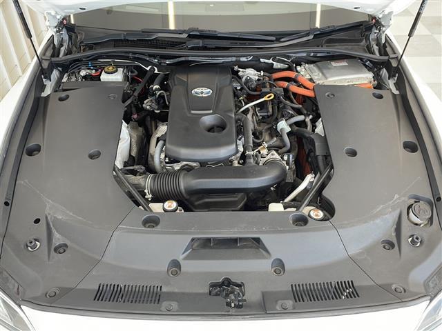 クラウンハイブリッド ＲＳアドバンス　純正ナビ　Ｂｌｕｅｔｏｏｔｈ　フルセグＴＶ　全周囲モニター　トヨタセーフティセンス　プリクラッシュセーフティ　ブラインドスポットモニター　レーダークルーズコントロール　ロードサインアシスト　ＥＴＣ（40枚目）