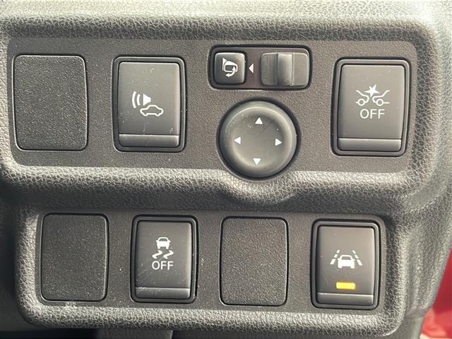 ノート ｅ－パワー　Ｘ　Ｖセレクション　ワンオーナー　純正ナビ　Ｂｌｕｅｔｏｏｔｈ　フルセグＴＶ　ＤＶＤ　全周囲モニター　エマジェンシーブレーキ　デジタルインナーミラー　ＥＴＣ　ドライブレコーダー　ＬＥＤヘッドライト（8枚目）