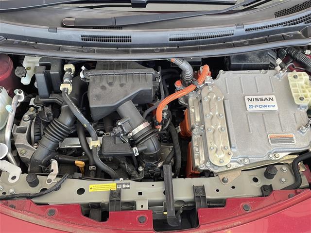 ノート ｅ－パワー　Ｘ　Ｖセレクション　ワンオーナー　純正ナビ　Ｂｌｕｅｔｏｏｔｈ　フルセグＴＶ　ＤＶＤ　全周囲モニター　エマジェンシーブレーキ　デジタルインナーミラー　ＥＴＣ　ドライブレコーダー　ＬＥＤヘッドライト（37枚目）