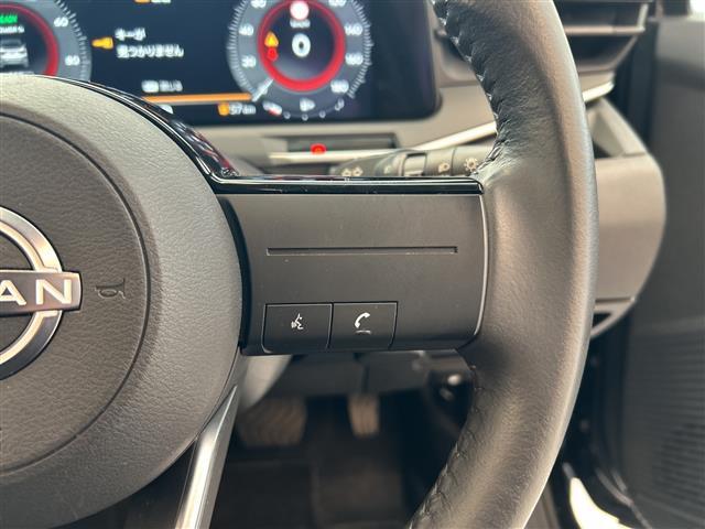 オーラ Ｇ　レザーエディション　純正大画面ナビ　全方位カメラ　フルセグＴＶ　Ｂｌｕｅｔｏｏｔｈ　ＡＷＩＮフルエアロ　ナビ連動ドラレコ　ＥＴＣ２．０　Ｄミラー　ＢＳＭ　革シート　プッシュスタート　ＬＥＤヘッドライト　純正アルミホイール（26枚目）