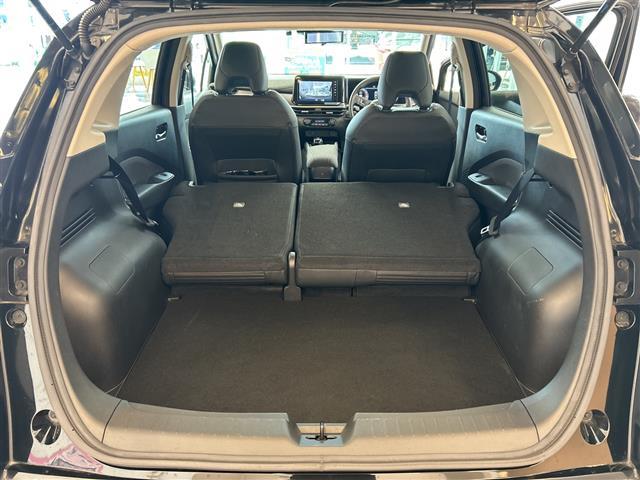 オーラ Ｇ　レザーエディション　純正大画面ナビ　全方位カメラ　フルセグＴＶ　Ｂｌｕｅｔｏｏｔｈ　ＡＷＩＮフルエアロ　ナビ連動ドラレコ　ＥＴＣ２．０　Ｄミラー　ＢＳＭ　革シート　プッシュスタート　ＬＥＤヘッドライト　純正アルミホイール（32枚目）