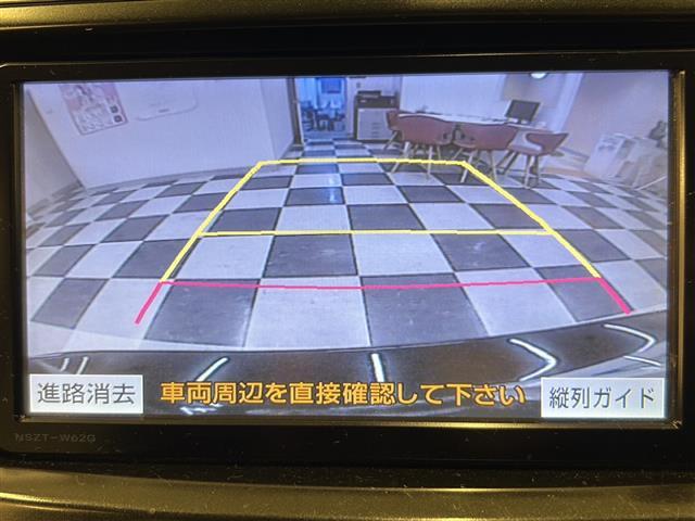 プリウスアルファ Ｓ　チューン　ブラック　純正ナビ　フルセグテレビ　Ｂｌｕｅｔｏｏｔｈ　ＣＤ／ＤＶＤ　ＵＳＢ　ＶＴＲ　バックカメラ　ＥＴＣ　ドライブレコーダー　ＬＥＤヘッドライト　純正フロアマット　純正アルミホイール　スペアキー　ＡＢＳ（3枚目）