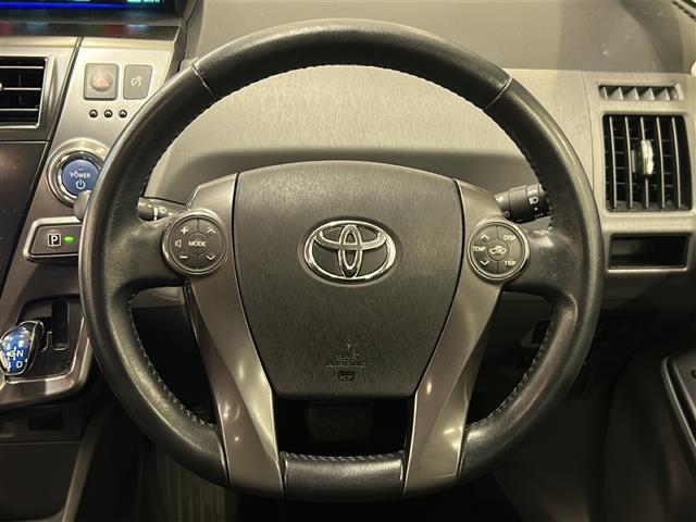 プリウスアルファ Ｓ　チューン　ブラック　純正ナビ　フルセグテレビ　Ｂｌｕｅｔｏｏｔｈ　ＣＤ／ＤＶＤ　ＵＳＢ　ＶＴＲ　バックカメラ　ＥＴＣ　ドライブレコーダー　ＬＥＤヘッドライト　純正フロアマット　純正アルミホイール　スペアキー　ＡＢＳ（13枚目）