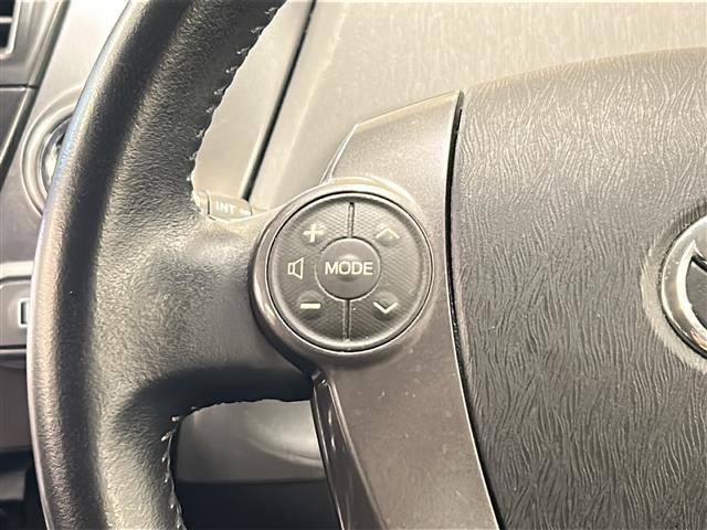 プリウスアルファ Ｓ　チューン　ブラック　純正ナビ　フルセグテレビ　Ｂｌｕｅｔｏｏｔｈ　ＣＤ／ＤＶＤ　ＵＳＢ　ＶＴＲ　バックカメラ　ＥＴＣ　ドライブレコーダー　ＬＥＤヘッドライト　純正フロアマット　純正アルミホイール　スペアキー　ＡＢＳ（14枚目）