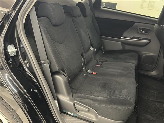 プリウスアルファ Ｓ　チューン　ブラック　純正ナビ　フルセグテレビ　Ｂｌｕｅｔｏｏｔｈ　ＣＤ／ＤＶＤ　ＵＳＢ　ＶＴＲ　バックカメラ　ＥＴＣ　ドライブレコーダー　ＬＥＤヘッドライト　純正フロアマット　純正アルミホイール　スペアキー　ＡＢＳ（23枚目）