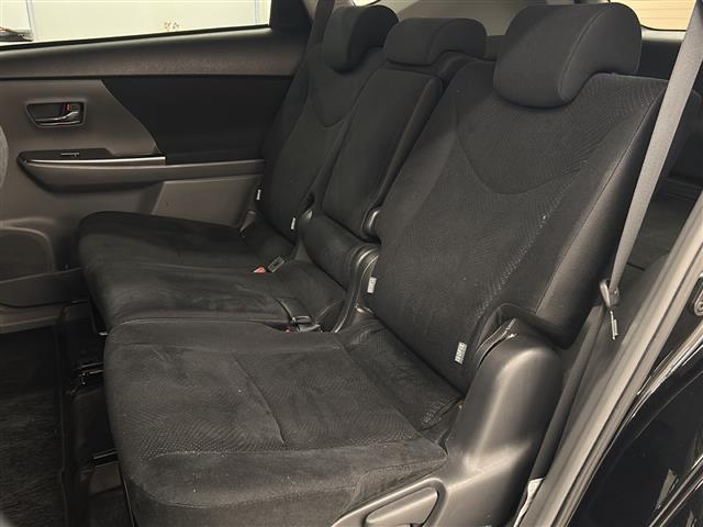 プリウスアルファ Ｓ　チューン　ブラック　純正ナビ　フルセグテレビ　Ｂｌｕｅｔｏｏｔｈ　ＣＤ／ＤＶＤ　ＵＳＢ　ＶＴＲ　バックカメラ　ＥＴＣ　ドライブレコーダー　ＬＥＤヘッドライト　純正フロアマット　純正アルミホイール　スペアキー　ＡＢＳ（25枚目）