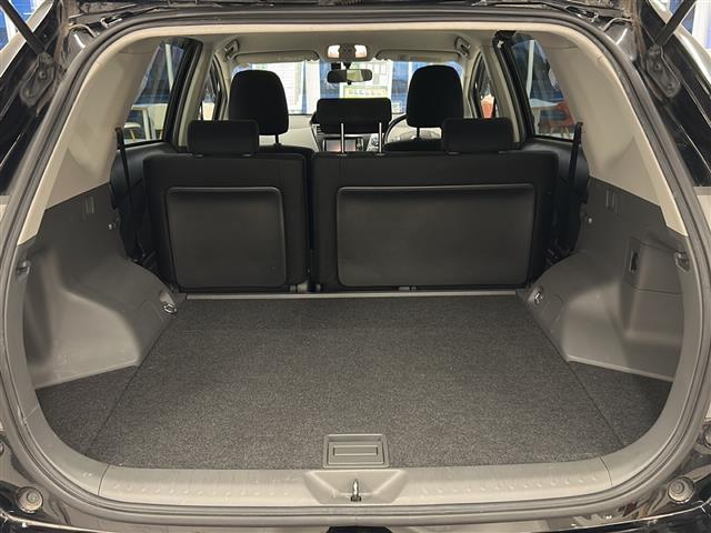 プリウスアルファ Ｓ　チューン　ブラック　純正ナビ　フルセグテレビ　Ｂｌｕｅｔｏｏｔｈ　ＣＤ／ＤＶＤ　ＵＳＢ　ＶＴＲ　バックカメラ　ＥＴＣ　ドライブレコーダー　ＬＥＤヘッドライト　純正フロアマット　純正アルミホイール　スペアキー　ＡＢＳ（26枚目）