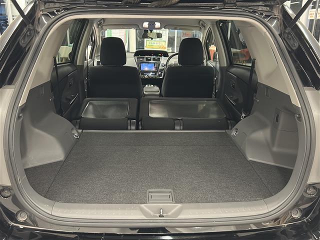 プリウスアルファ Ｓ　チューン　ブラック　純正ナビ　フルセグテレビ　Ｂｌｕｅｔｏｏｔｈ　ＣＤ／ＤＶＤ　ＵＳＢ　ＶＴＲ　バックカメラ　ＥＴＣ　ドライブレコーダー　ＬＥＤヘッドライト　純正フロアマット　純正アルミホイール　スペアキー　ＡＢＳ（28枚目）