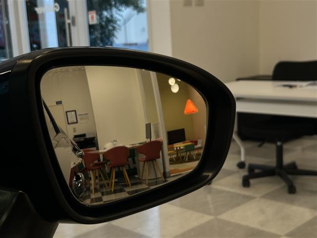 ノート X アラウンドビューモニター ステアリングスイッチ デジタルインナーミラー ブラインドスポットモニター 純正9インチナビ フルセグテレビエマージェンシーブレーキ Bluetooth iPod VTR CD(6枚目)