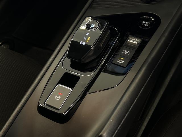 ノート X アラウンドビューモニター ステアリングスイッチ デジタルインナーミラー ブラインドスポットモニター 純正9インチナビ フルセグテレビエマージェンシーブレーキ Bluetooth iPod VTR CD(20枚目)