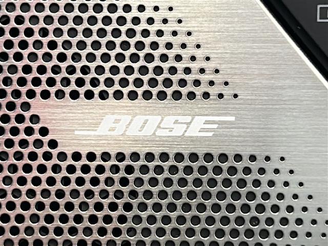 ＭＡＺＤＡ３ファストバック ２０Ｓ　１００周年特別記念車　ＢＯＳＥサウンドシステム　全方位カメラ　ヘッドアップディスプレイ　ブラインドスポットモニター　レーダークルーズコントロール　純正ナビ　Ｂｌｕｅｔｏｏｔｈ　ＵＳＢ　ＨＤＭＩ　赤革シート　シートメモリ　ー（2枚目）