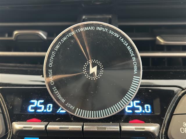 Ｃ－ＨＲ Ｇ　フルエアロ　純正ナビ　フルセグＴＶ　Ｂｌｕｅｔｏｏｔｈ　ＣＤ・ＤＶＤ再生　ＴＳＳ　レーダークルコン　ハーフレザー　シートヒーター　ＥＴＣ　ドラレコ　シーケンシャルウィンカー　純正アルミ　純正マット（17枚目）