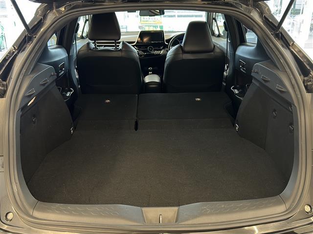 Ｃ－ＨＲ Ｇ　フルエアロ　純正ナビ　フルセグＴＶ　Ｂｌｕｅｔｏｏｔｈ　ＣＤ・ＤＶＤ再生　ＴＳＳ　レーダークルコン　ハーフレザー　シートヒーター　ＥＴＣ　ドラレコ　シーケンシャルウィンカー　純正アルミ　純正マット（27枚目）