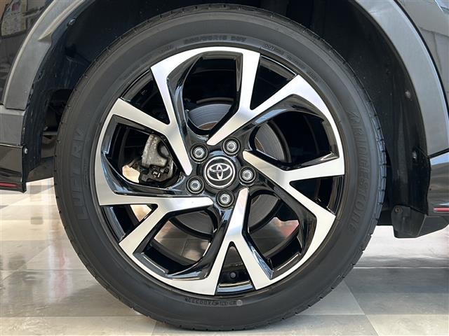 Ｃ－ＨＲ Ｇ　フルエアロ　純正ナビ　フルセグＴＶ　Ｂｌｕｅｔｏｏｔｈ　ＣＤ・ＤＶＤ再生　ＴＳＳ　レーダークルコン　ハーフレザー　シートヒーター　ＥＴＣ　ドラレコ　シーケンシャルウィンカー　純正アルミ　純正マット（39枚目）