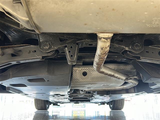 Ｃ－ＨＲ Ｇ　フルエアロ　純正ナビ　フルセグＴＶ　Ｂｌｕｅｔｏｏｔｈ　ＣＤ・ＤＶＤ再生　ＴＳＳ　レーダークルコン　ハーフレザー　シートヒーター　ＥＴＣ　ドラレコ　シーケンシャルウィンカー　純正アルミ　純正マット（41枚目）