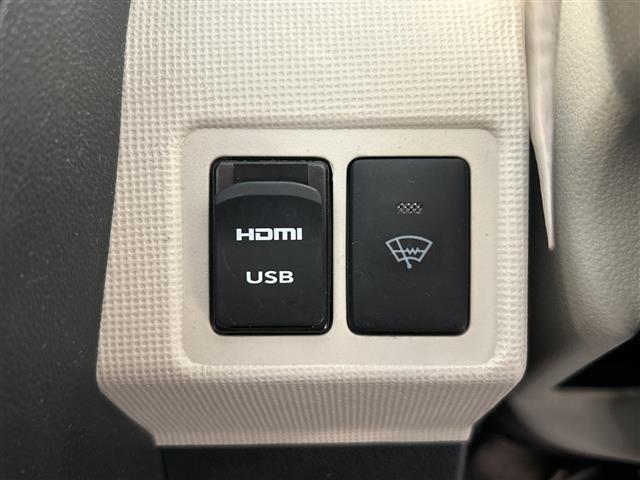 ムーヴキャンバス Ｇメイクアップリミテッド　ＳＡＩＩＩ　両側パワースライドドア　純正ナビ　全方位カメラ　フルセグＴＶ　Ｂｌｕｅｔｏｏｔｈ　ｉＰｏｄ接続　ナビ連動ドラレコ　ＥＴＣ　シートヒーター　プッシュスタート　純正フロアマット　ＬＥＤヘッドライト（15枚目）