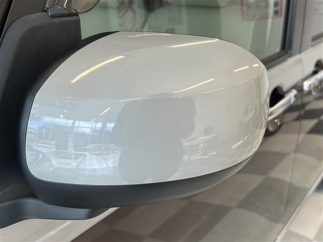 ムーヴキャンバス Ｇメイクアップリミテッド　ＳＡＩＩＩ　両側パワースライドドア　純正ナビ　全方位カメラ　フルセグＴＶ　Ｂｌｕｅｔｏｏｔｈ　ｉＰｏｄ接続　ナビ連動ドラレコ　ＥＴＣ　シートヒーター　プッシュスタート　純正フロアマット　ＬＥＤヘッドライト（22枚目）