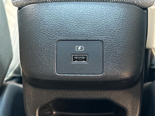 オーラ G レザーエディション BOSE ProPILOT 純正9インチナビ 全方位カメラ フルセグTV BT CarPlay 置くだけ充電 Dインナーミラー BSM AAC 革シート 革ステ プッシュスタート 純正アルミ(36枚目)