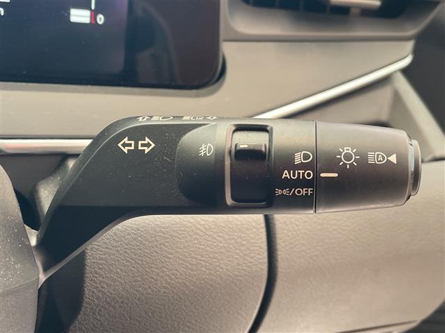 ノート Ｘ　エアリーグレーエディション　アラウンドビューモニター　プロパイロット　純正ナビ　ＥＴＣ　ドライブレコーダー　ワイヤレス充電　ブラインドスポットモニター　インテリジェントルームミラー　Ｂｌｕｅｔｏｏｔｈ　ＡｐｐｌｅＣａｒｐｌａｙ（33枚目）