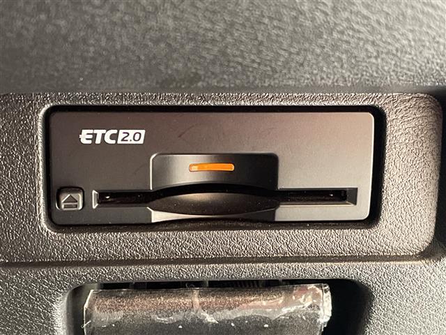 オーラ Ｇ　レザーエディション　ＢＯＳＥサウンドシステム　アラウンドビューモニター　プロパイロット　純正ナビ　Ｂｌｕｅｔｏｏｔｈ　ＡｐｐｌｅＣａｒＰｌａｙ　ブラインドスポットモニター　デジタルインナーミラー　置くだけ充電（9枚目）