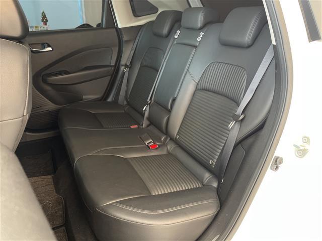 オーラ Ｇ　レザーエディション　ＢＯＳＥサウンドシステム　アラウンドビューモニター　プロパイロット　純正ナビ　Ｂｌｕｅｔｏｏｔｈ　ＡｐｐｌｅＣａｒＰｌａｙ　ブラインドスポットモニター　デジタルインナーミラー　置くだけ充電（20枚目）