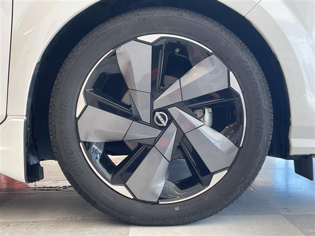 オーラ Ｇ　レザーエディション　ＢＯＳＥサウンドシステム　アラウンドビューモニター　プロパイロット　純正ナビ　Ｂｌｕｅｔｏｏｔｈ　ＡｐｐｌｅＣａｒＰｌａｙ　ブラインドスポットモニター　デジタルインナーミラー　置くだけ充電（31枚目）