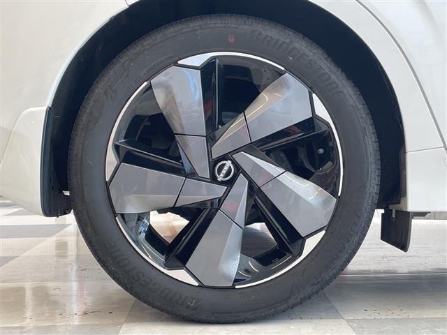 オーラ Ｇ　レザーエディション　ＢＯＳＥサウンドシステム　アラウンドビューモニター　プロパイロット　純正ナビ　Ｂｌｕｅｔｏｏｔｈ　ＡｐｐｌｅＣａｒＰｌａｙ　ブラインドスポットモニター　デジタルインナーミラー　置くだけ充電（32枚目）