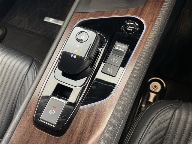 オーラ Ｇ　レザーエディション　ＢＯＳＥサウンドシステム　アラウンドビューモニター　プロパイロット　純正ナビ　Ｂｌｕｅｔｏｏｔｈ　ＡｐｐｌｅＣａｒＰｌａｙ　ブラインドスポットモニター　デジタルインナーミラー　置くだけ充電（40枚目）