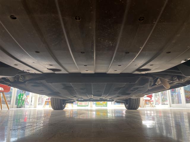 ヴェゼル ハイブリッドX 純正メモリナビ プッシュスタート フォグ ウィンカーミラー 社外アルミホイール USB入力端子 クルーズコントロール LEDヘッドライト スタッドレスタイヤ積み込みあり 純正フロアマット(14枚目)