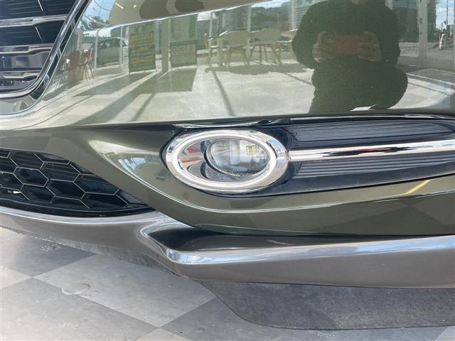 ヴェゼル ハイブリッドX 純正メモリナビ プッシュスタート フォグ ウィンカーミラー 社外アルミホイール USB入力端子 クルーズコントロール LEDヘッドライト スタッドレスタイヤ積み込みあり 純正フロアマット(23枚目)