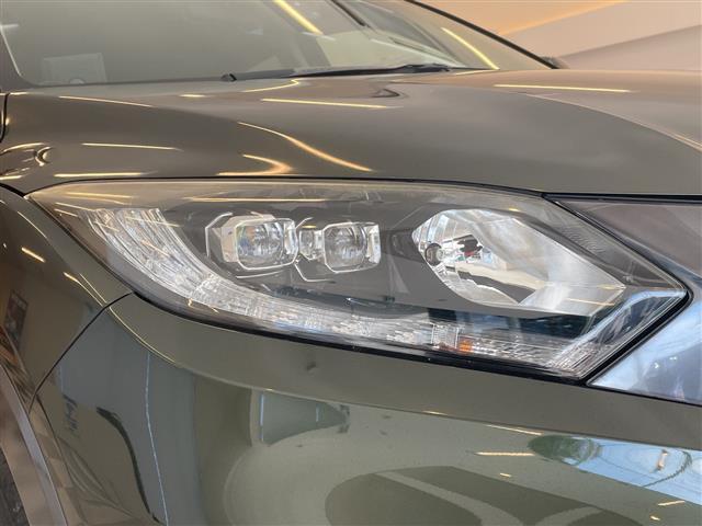 ヴェゼル ハイブリッドX 純正メモリナビ プッシュスタート フォグ ウィンカーミラー 社外アルミホイール USB入力端子 クルーズコントロール LEDヘッドライト スタッドレスタイヤ積み込みあり 純正フロアマット(24枚目)