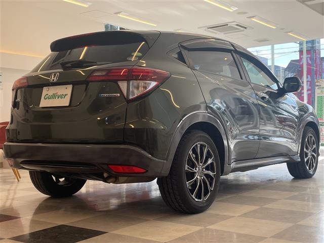 ヴェゼル ハイブリッドX 純正メモリナビ プッシュスタート フォグ ウィンカーミラー 社外アルミホイール USB入力端子 クルーズコントロール LEDヘッドライト スタッドレスタイヤ積み込みあり 純正フロアマット(31枚目)