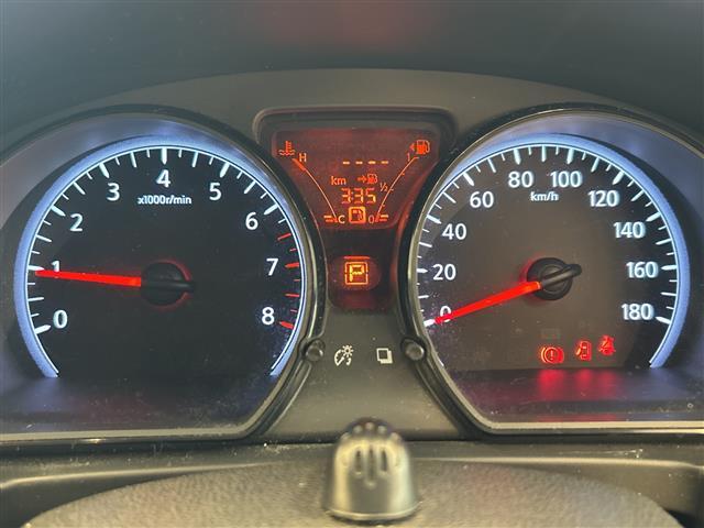 ノート X SDナビ スマートキー フルセグ 純正マット ETC プッシュスタート アイドリングストップ ハロゲンライト サイドバイザー(3枚目)