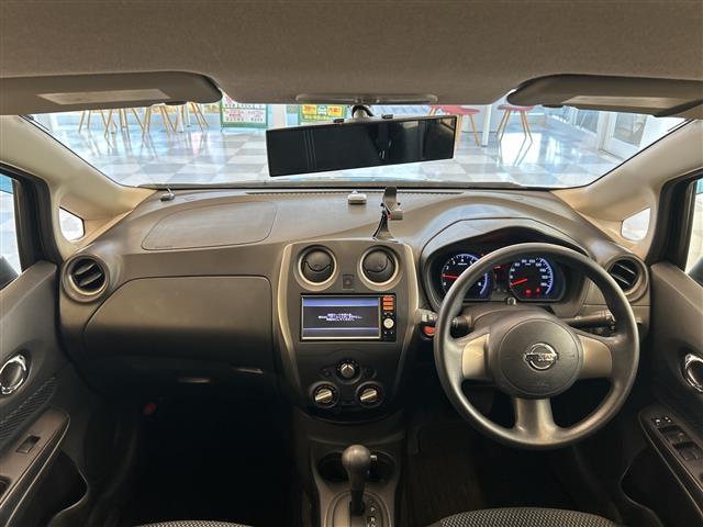 ノート X SDナビ スマートキー フルセグ 純正マット ETC プッシュスタート アイドリングストップ ハロゲンライト サイドバイザー(42枚目)