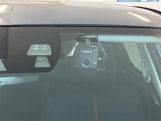 デミオ XDツーリング 純正SDナビ プッシュスタート スマートキー クルーズコントロール ドアバイザー Bluetooth USB入力端子 ETC バックモニター フルセグ 前後ドラレコ 純正マット 純正アルミホイール(9枚目)